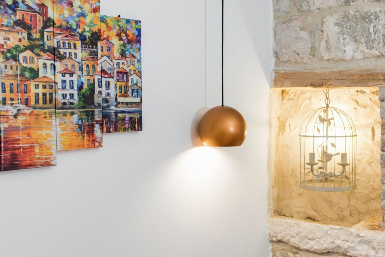 Vintage House Al Pozzo Aparthotel Χβαρ Εξωτερικό φωτογραφία
