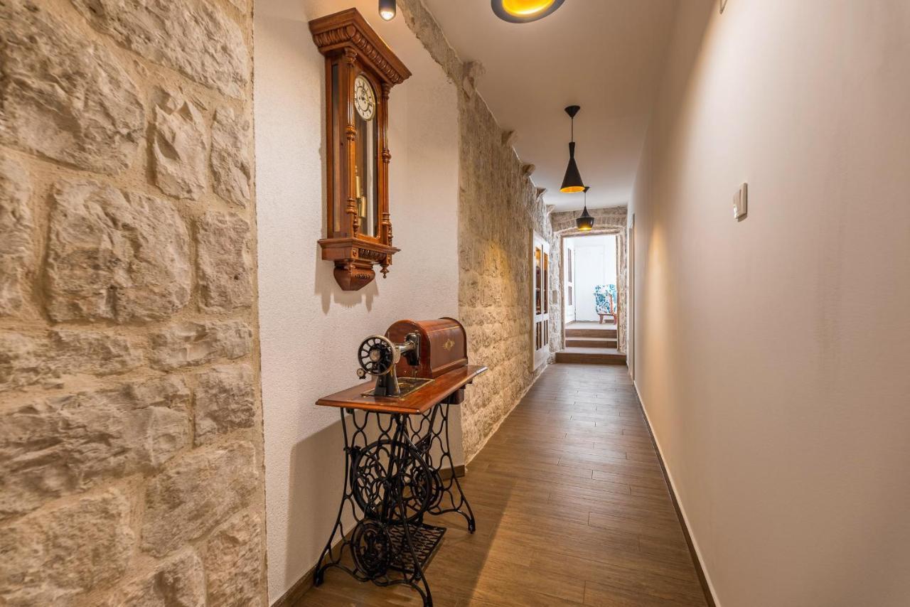 Vintage House Al Pozzo Aparthotel Χβαρ Εξωτερικό φωτογραφία