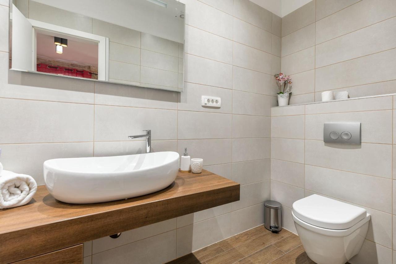 Vintage House Al Pozzo Aparthotel Χβαρ Εξωτερικό φωτογραφία