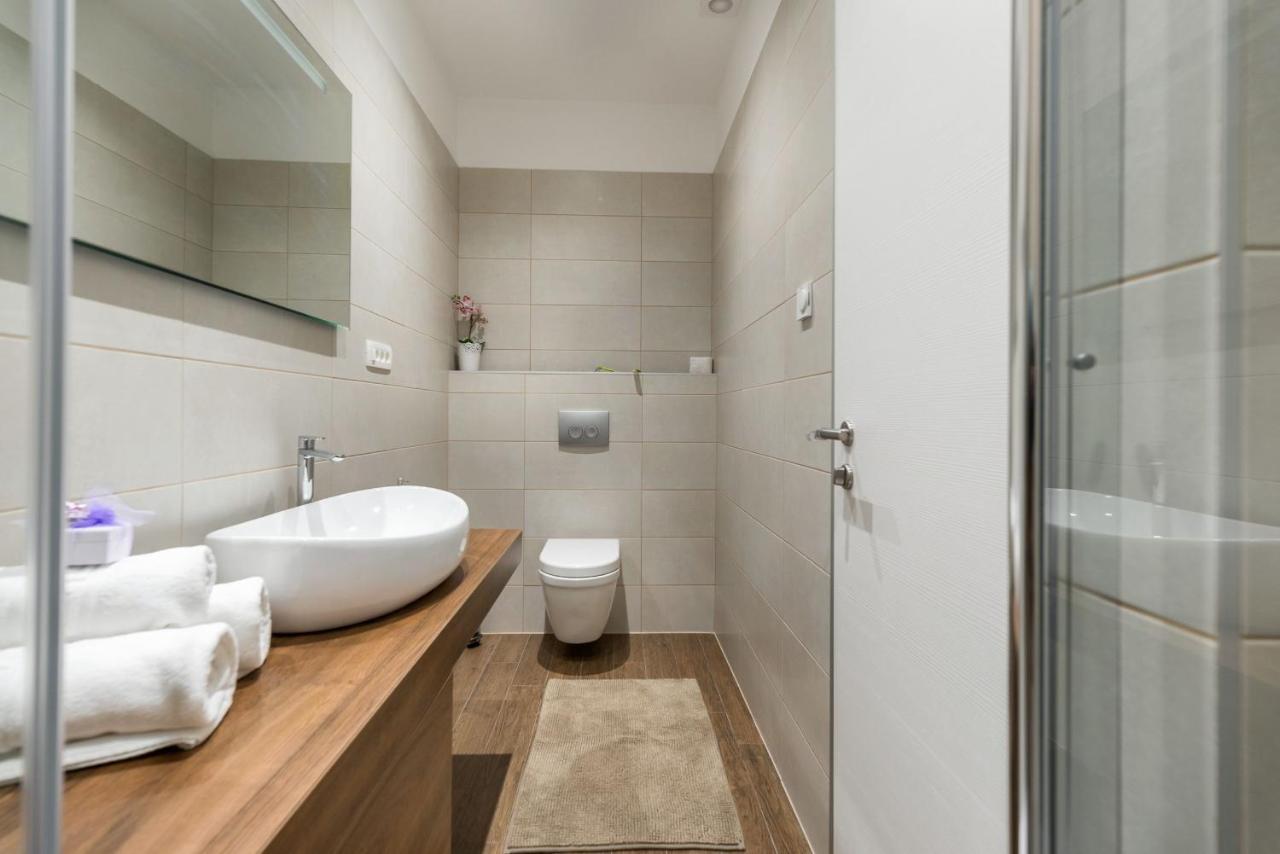 Vintage House Al Pozzo Aparthotel Χβαρ Εξωτερικό φωτογραφία