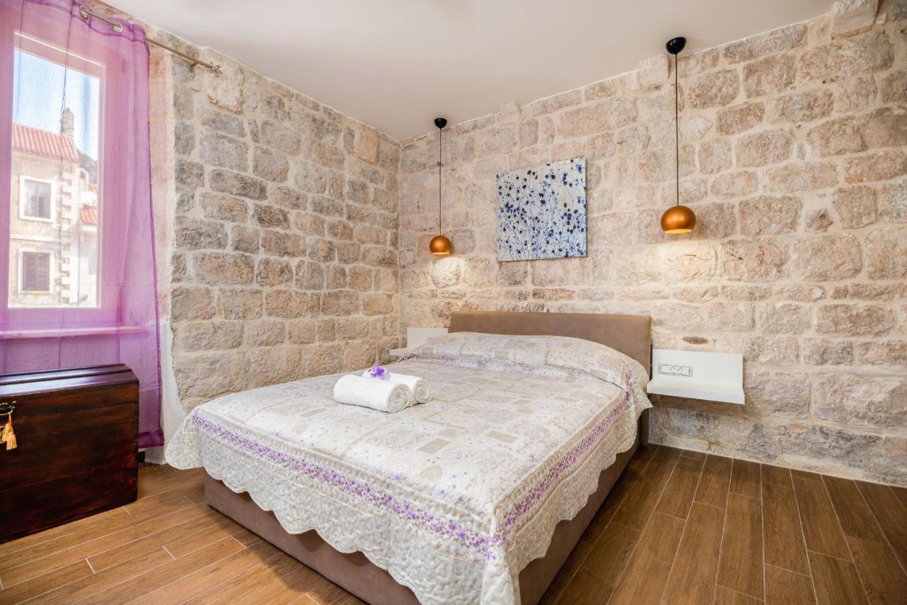 Vintage House Al Pozzo Aparthotel Χβαρ Εξωτερικό φωτογραφία